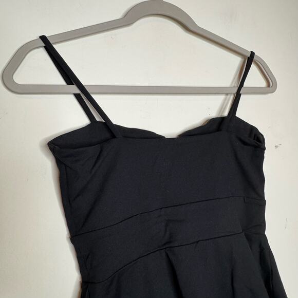 Susana Monaco Flared Angled Wire String Top Women’s Medium Black Sweetheart NWT - Picture 5 of 7